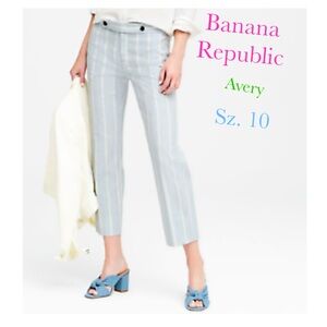 Banana Republic Avery linen/cotton blend. In excellent condition. Size 10